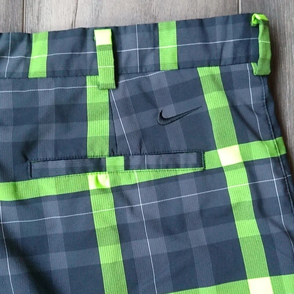 Men’s Nike Golf shorts plaid size 38 - Picture 9 of 11